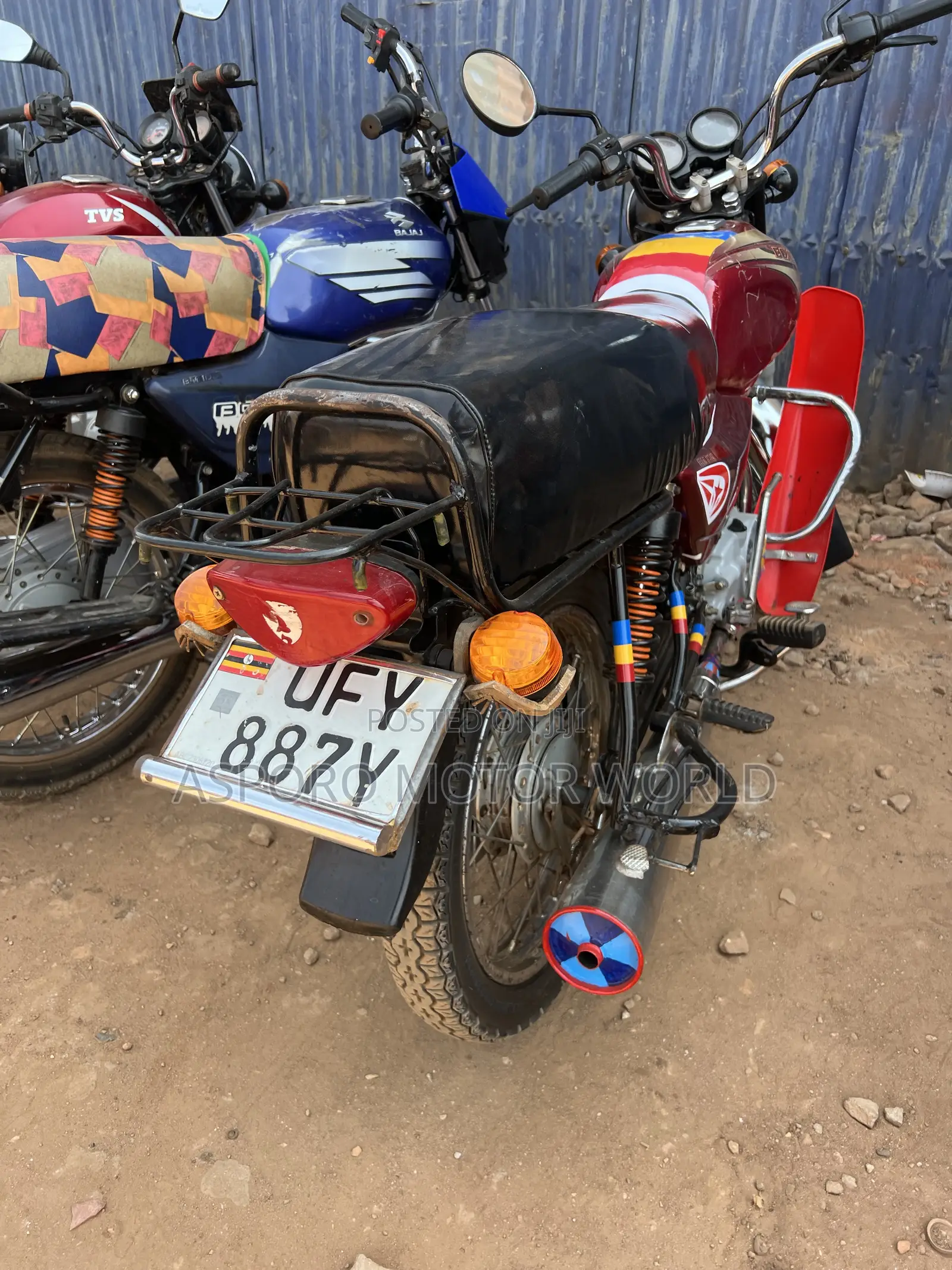 Bajaj Boxer 100 2022 Red