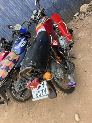Bajaj Boxer 100 2022 Red