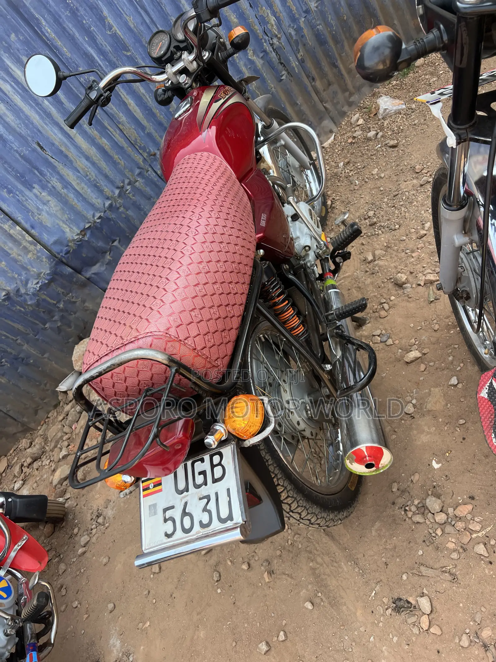 Bajaj Boxer 100 2023 Red
