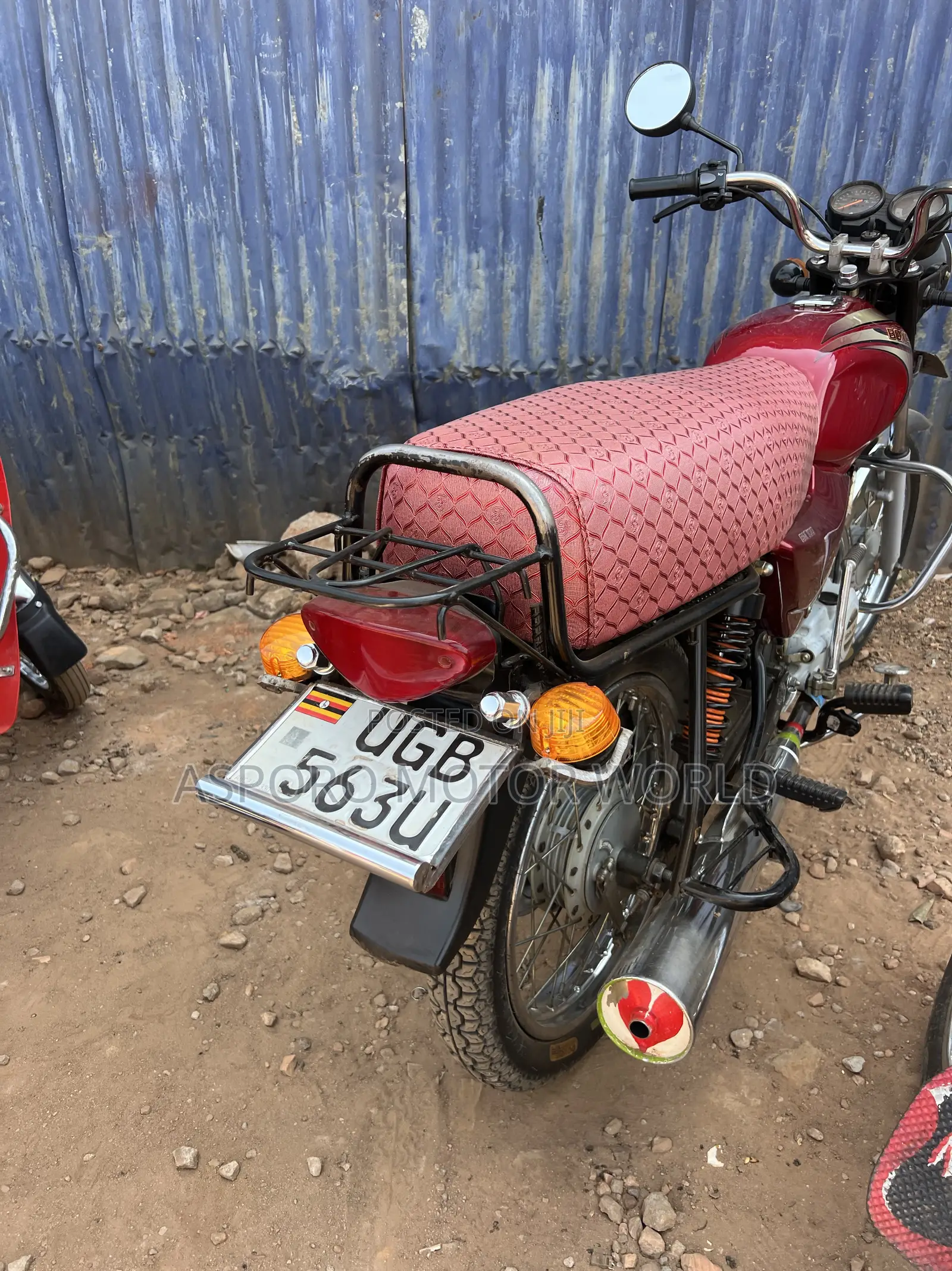 Bajaj Boxer 100 2023 Red