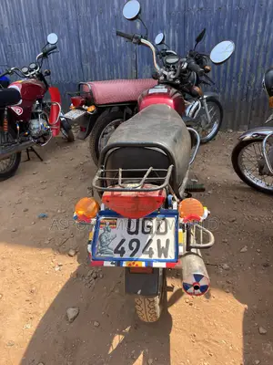 Bajaj Boxer 100 2024 Red