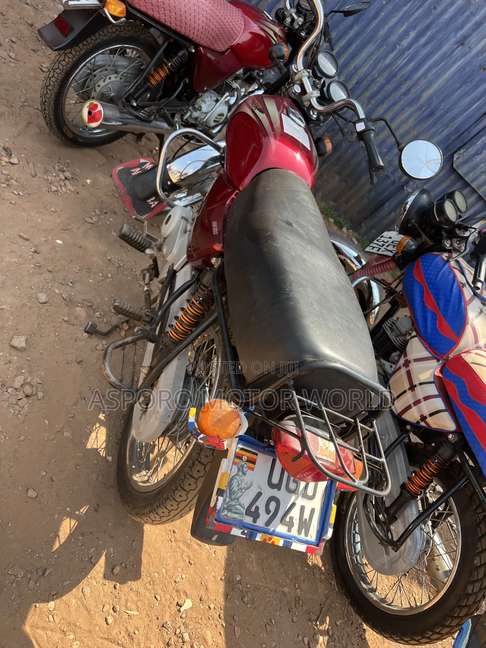 Bajaj Boxer 100 2024 Red