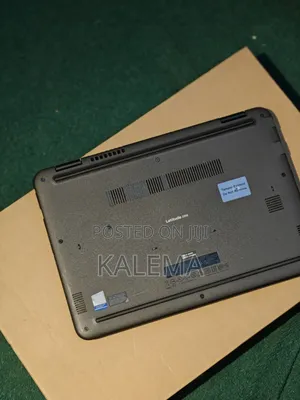 New Laptop Dell Latitude 3310 4GB Intel Core i3 SSD 128GB