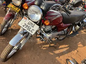 New Bajaj Boxer 100 2026 Red