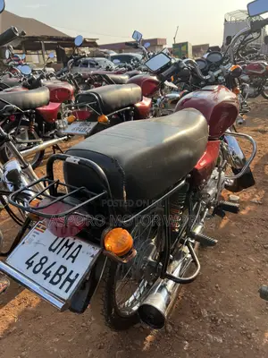 Bajaj Boxer 100 2026 Red