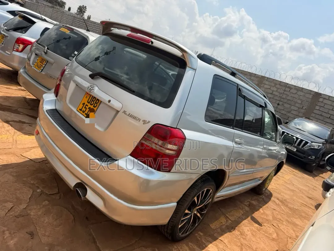 Toyota Kluger 2007 Silver