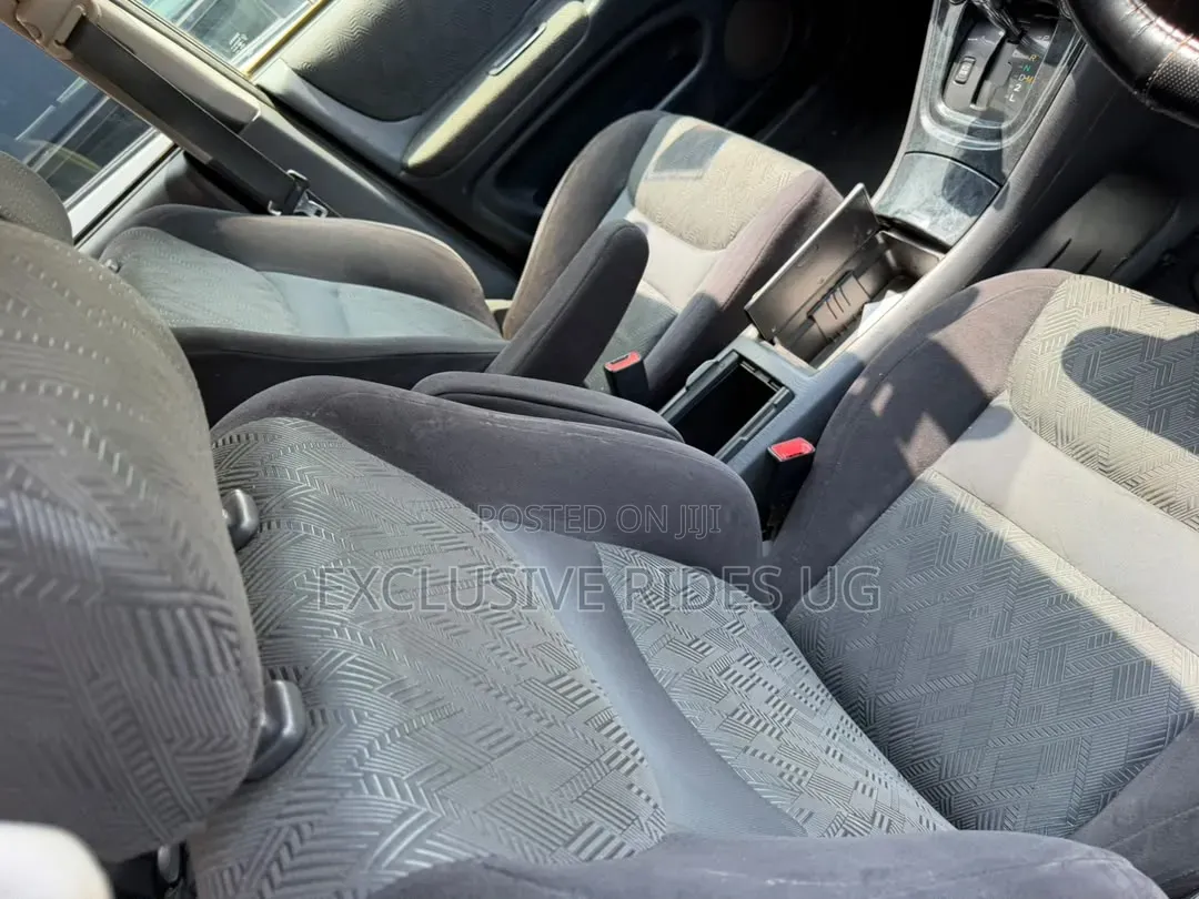 Toyota Kluger 2007 Silver