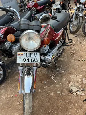 Bajaj Boxer 100 2021 Red