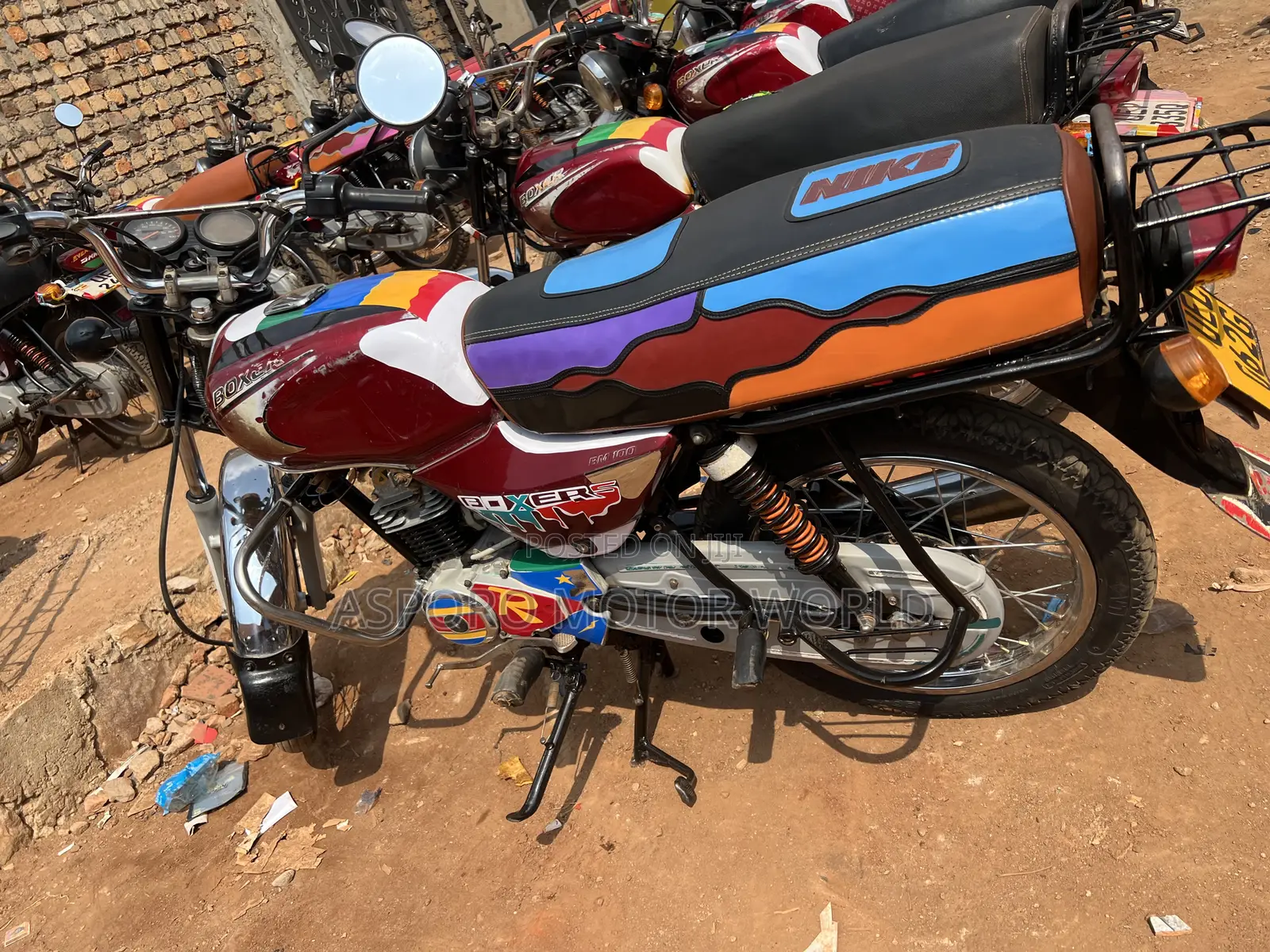 Bajaj Boxer 100 2019 Red