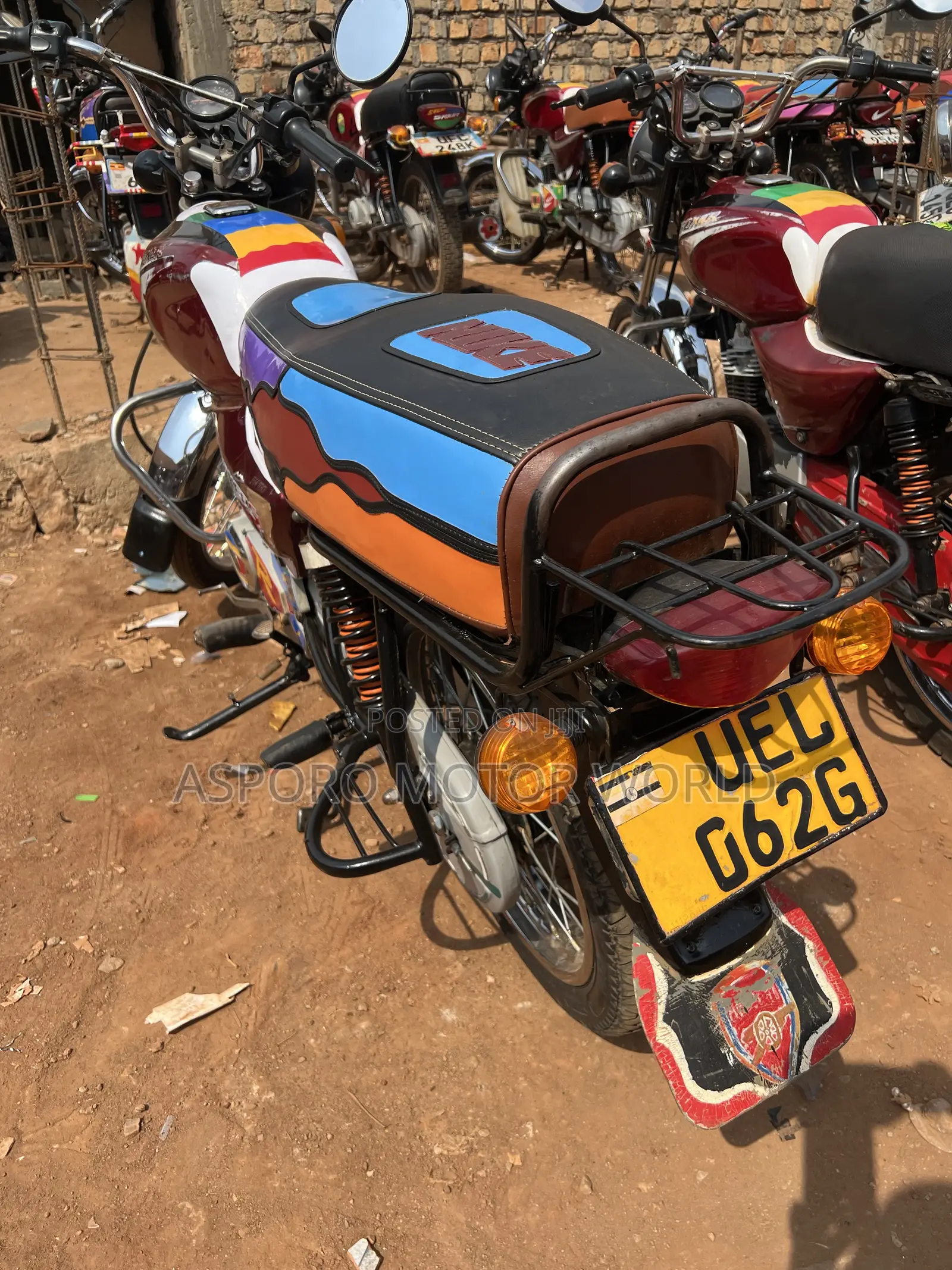 Bajaj Boxer 100 2019 Red