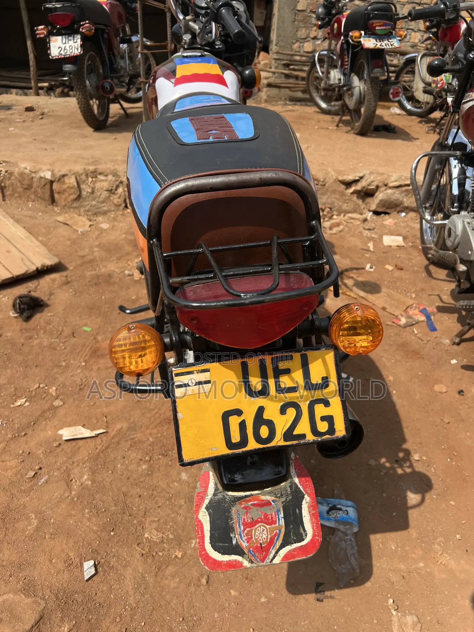 Bajaj Boxer 100 2019 Red