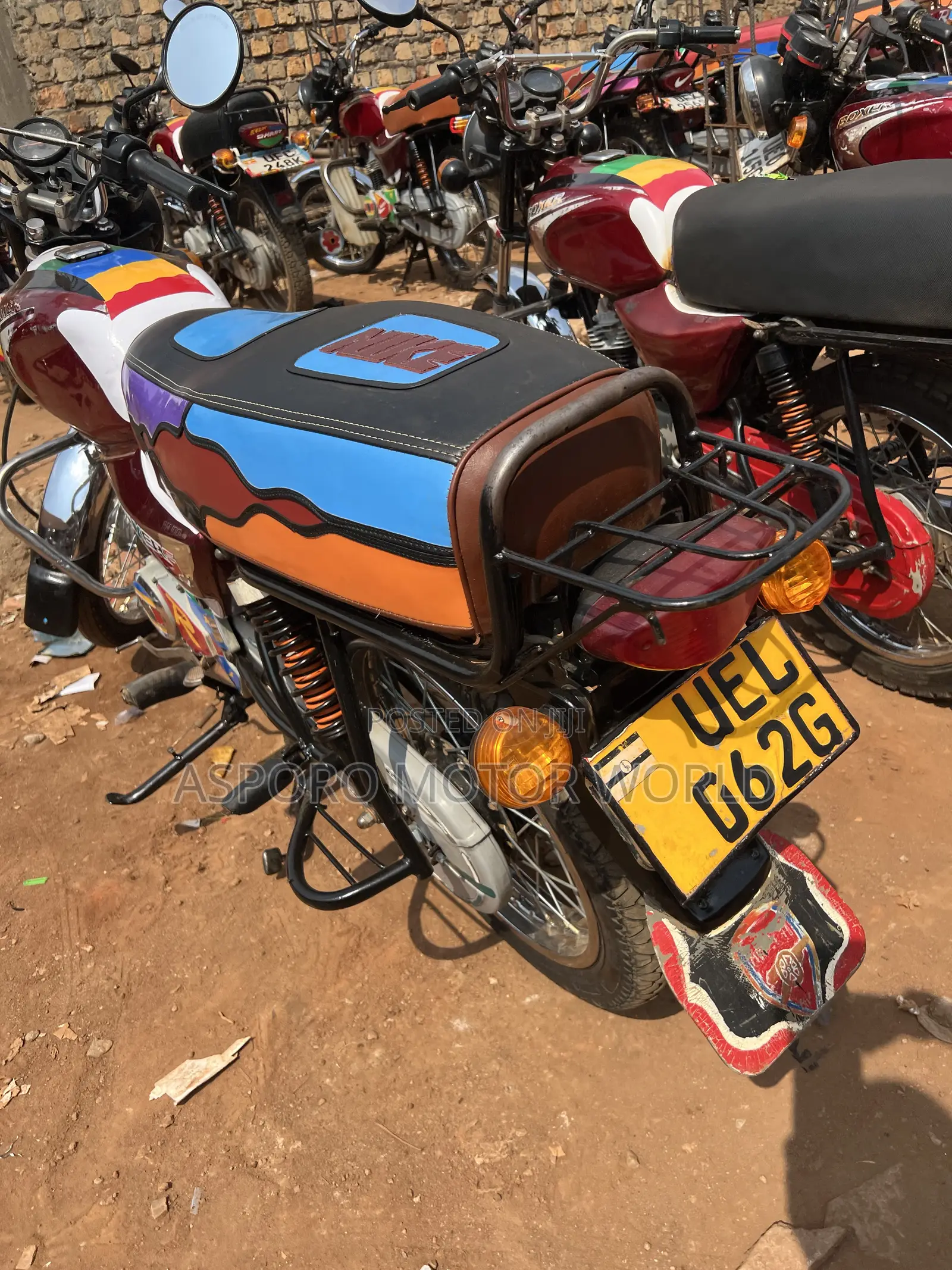 Bajaj Boxer 100 2019 Red
