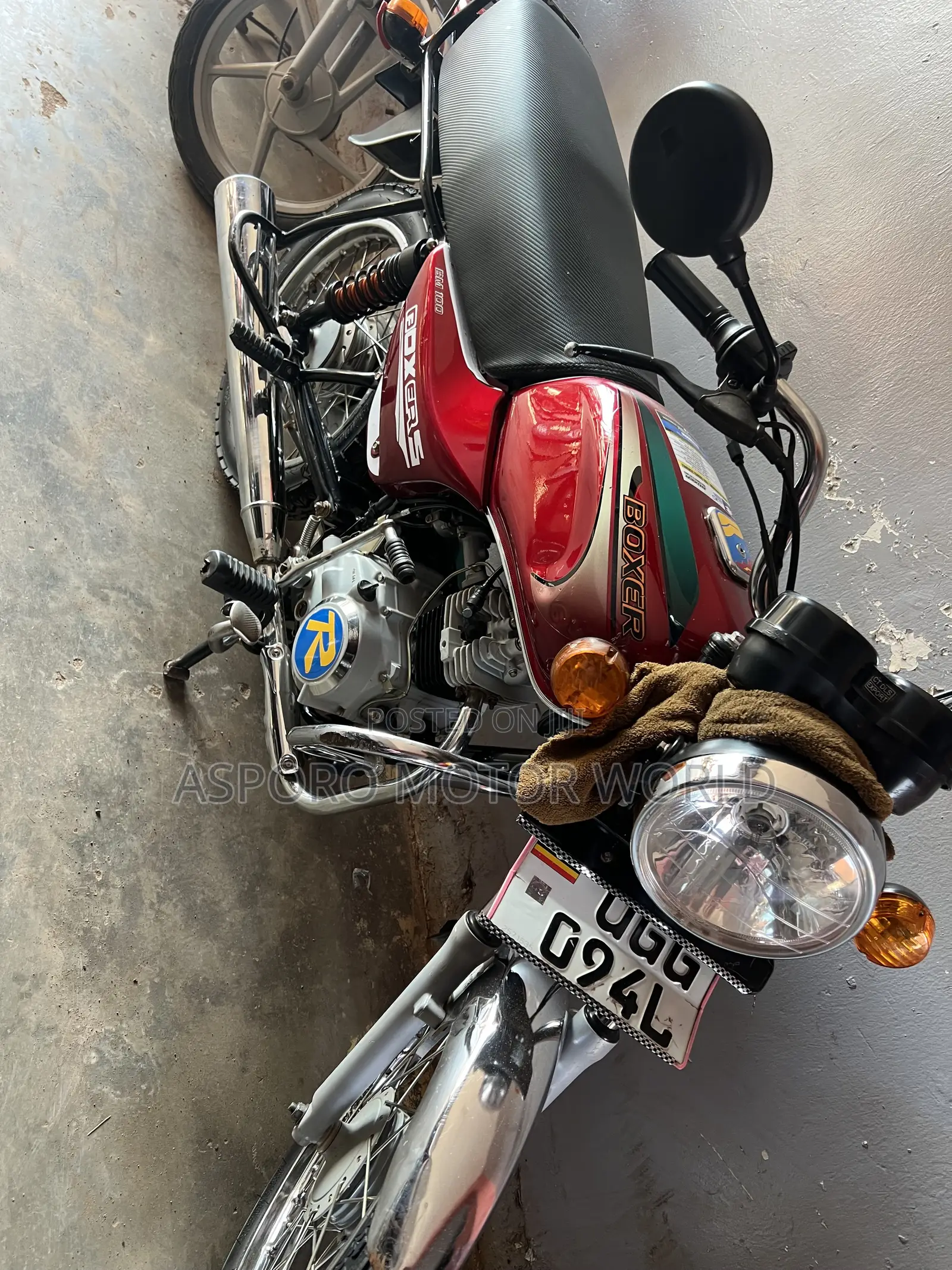 Bajaj Boxer 100 2024 Red