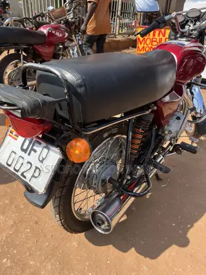 Bajaj Boxer 100 2022 Red