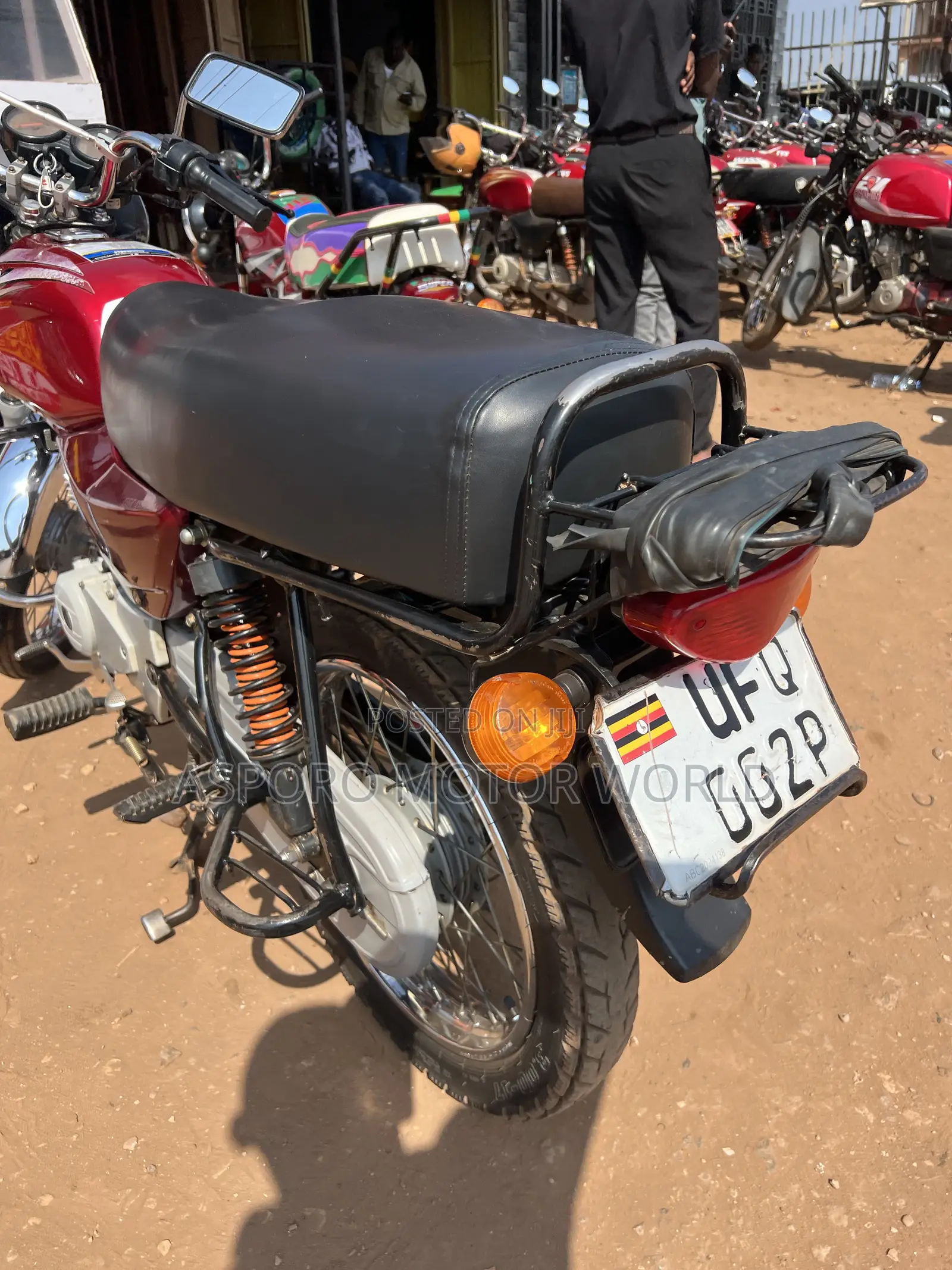 Bajaj Boxer 100 2022 Red