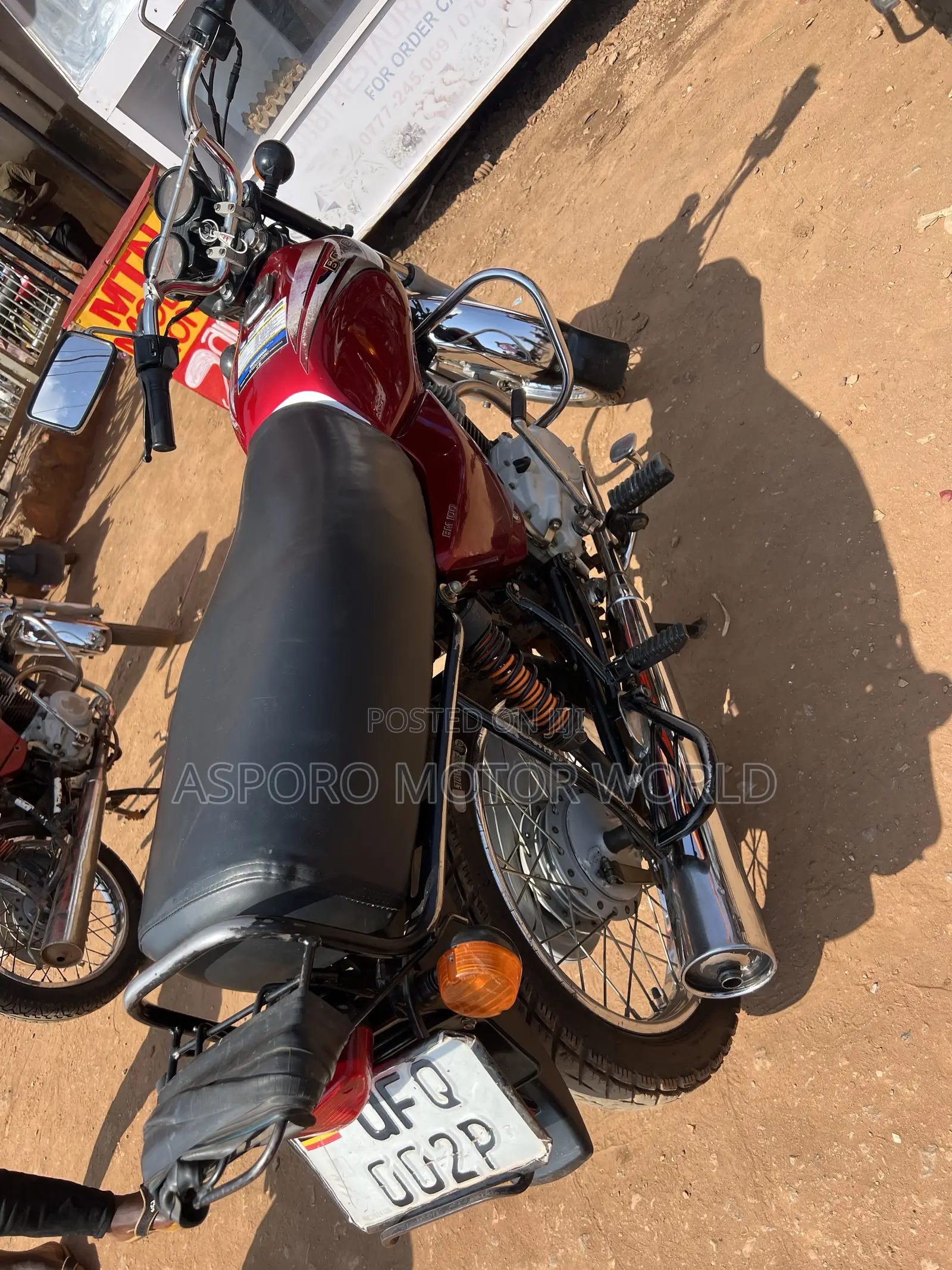 Bajaj Boxer 100 2022 Red