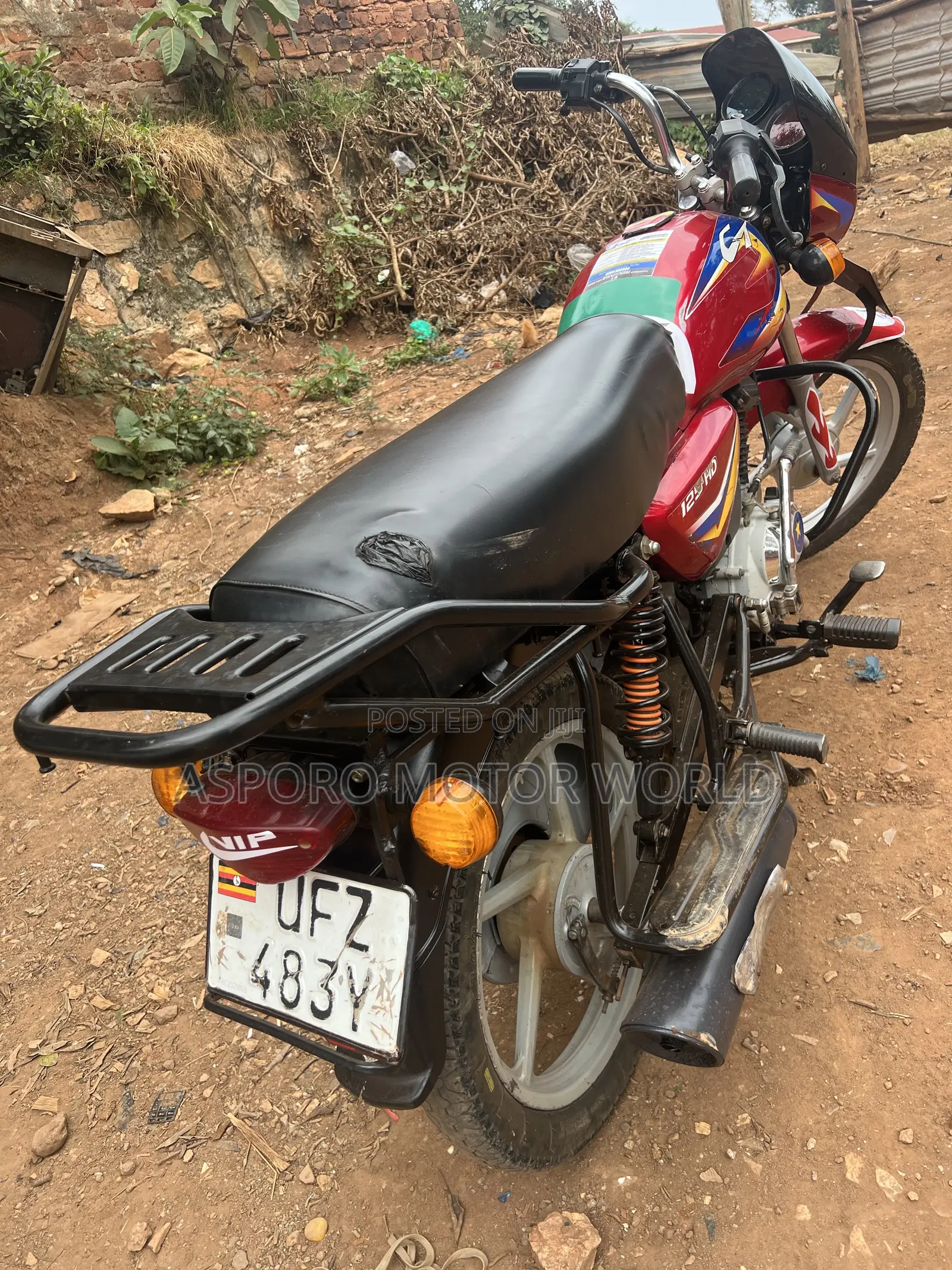 Bajaj CT 125X 2023 Red