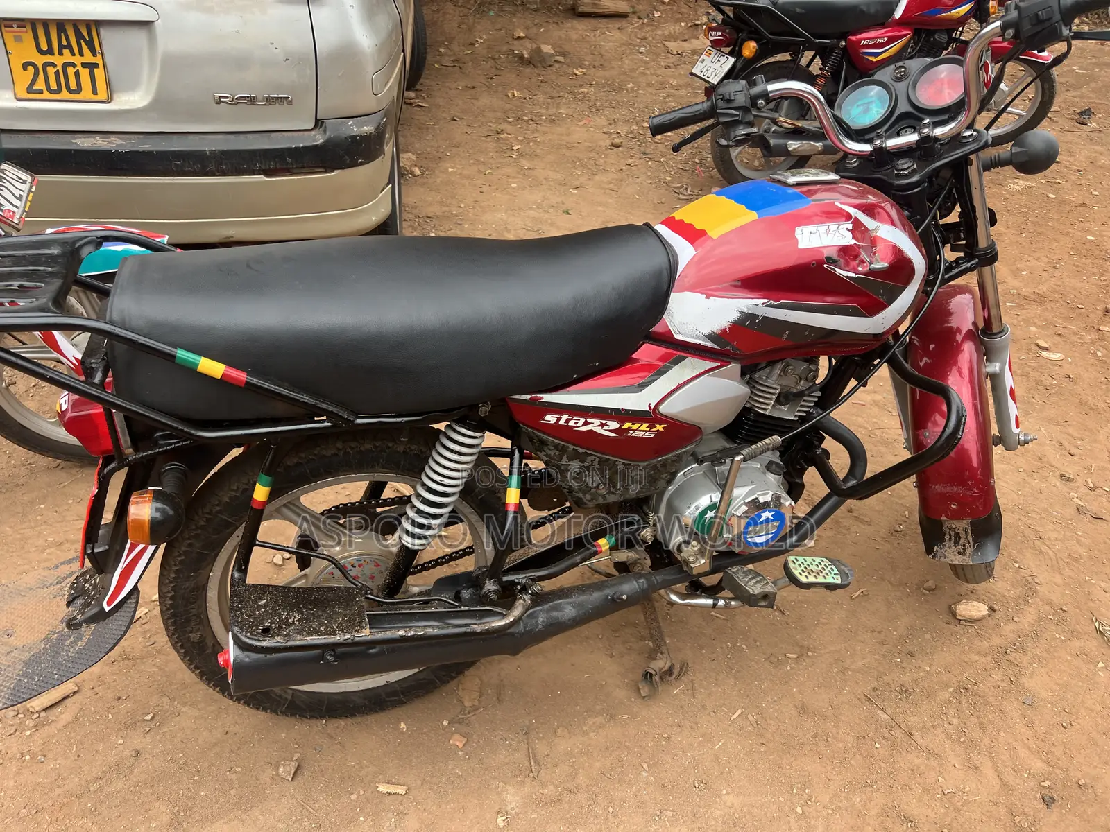 TVS HLX 125 2022 Red