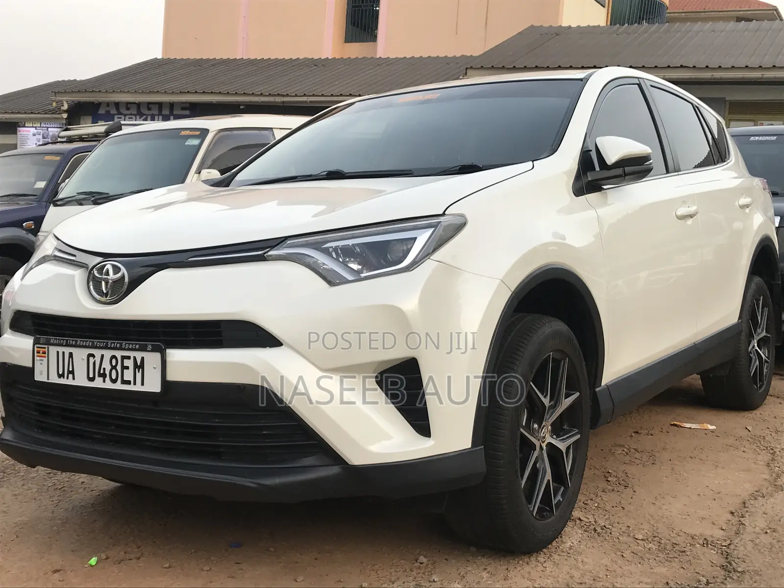 Toyota RAV4 2017 White