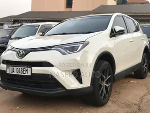 Toyota RAV4 2017 White