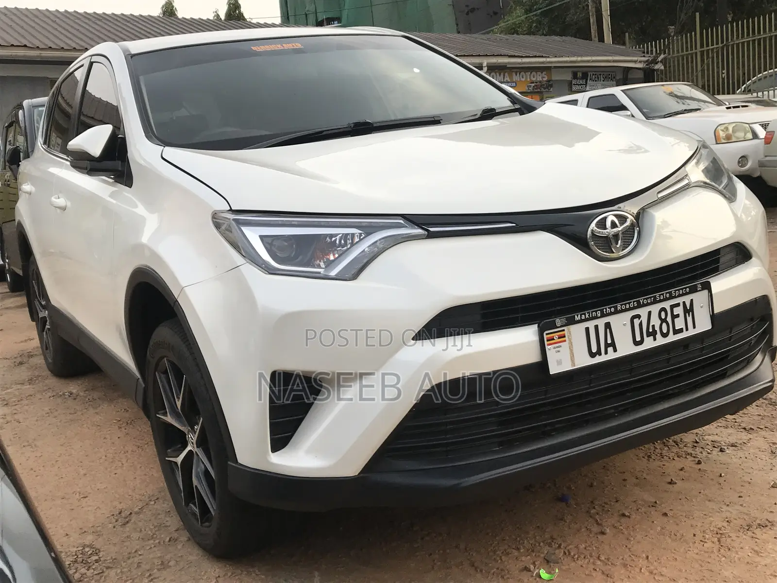 Toyota RAV4 2017 White