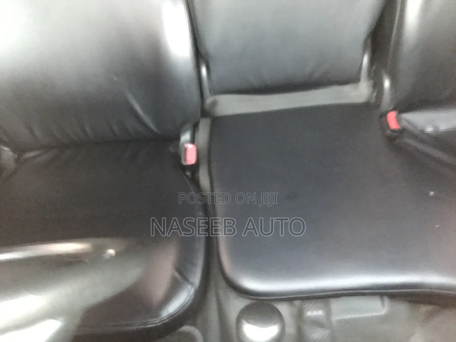 Toyota HiAce 2011 White