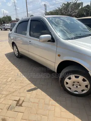 Toyota Vista 2000 Silver