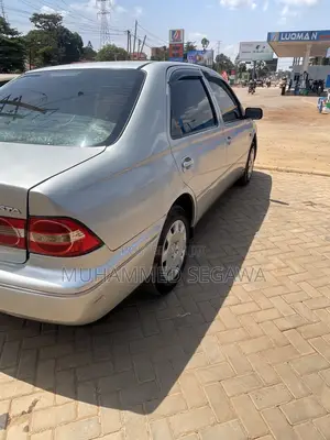 Toyota Vista 2000 Silver