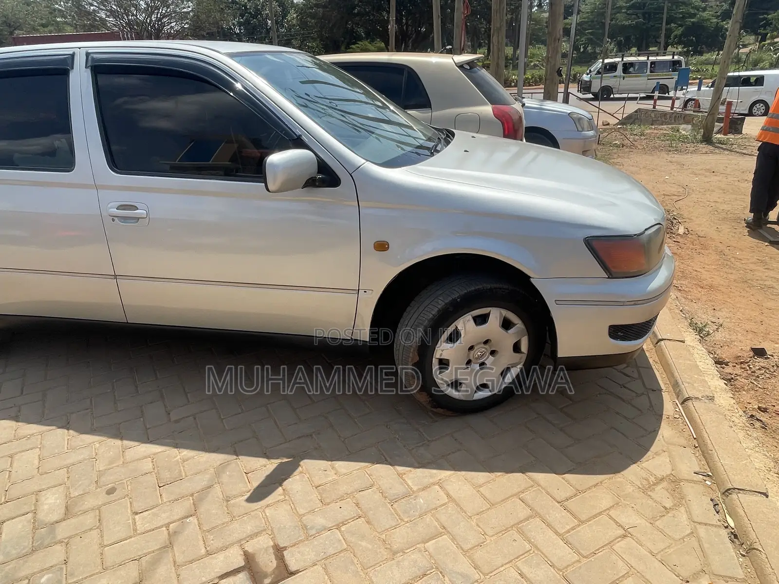 Toyota Vista 2000 Silver
