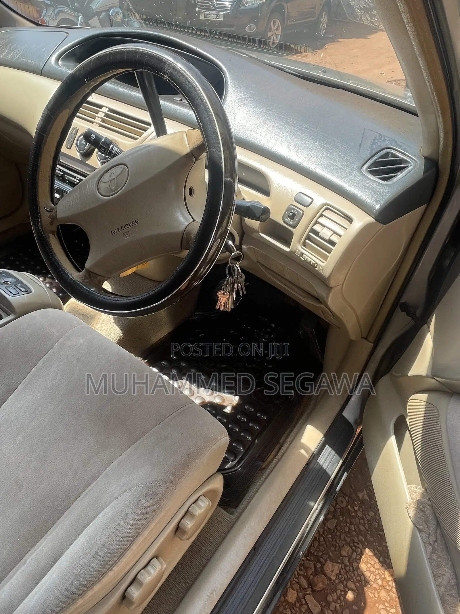 Toyota Vista 2000 Silver