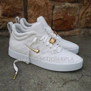 Original Nike Tiempo Vetta ’17 Ivory Metallic Gold Premium Leather