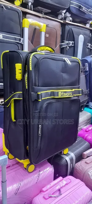 Dfavours Medium Suitcases