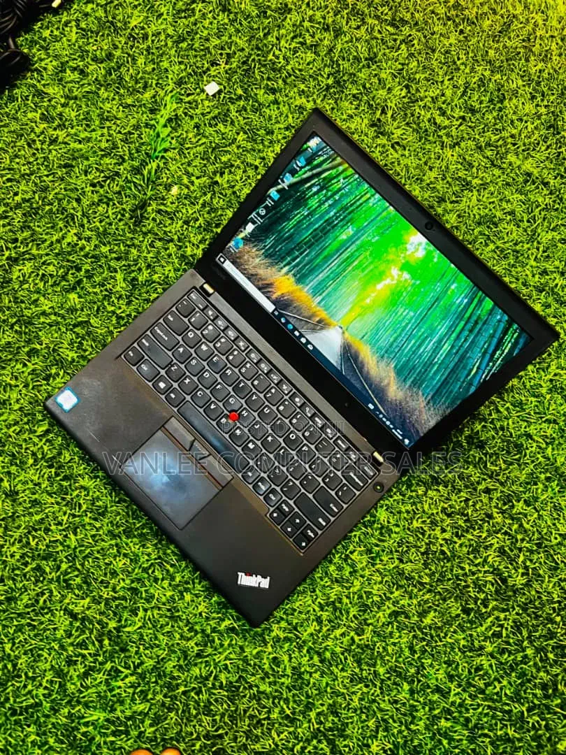 Laptop Lenovo ThinkPad X270 8GB Intel Core i5 SSD 256GB