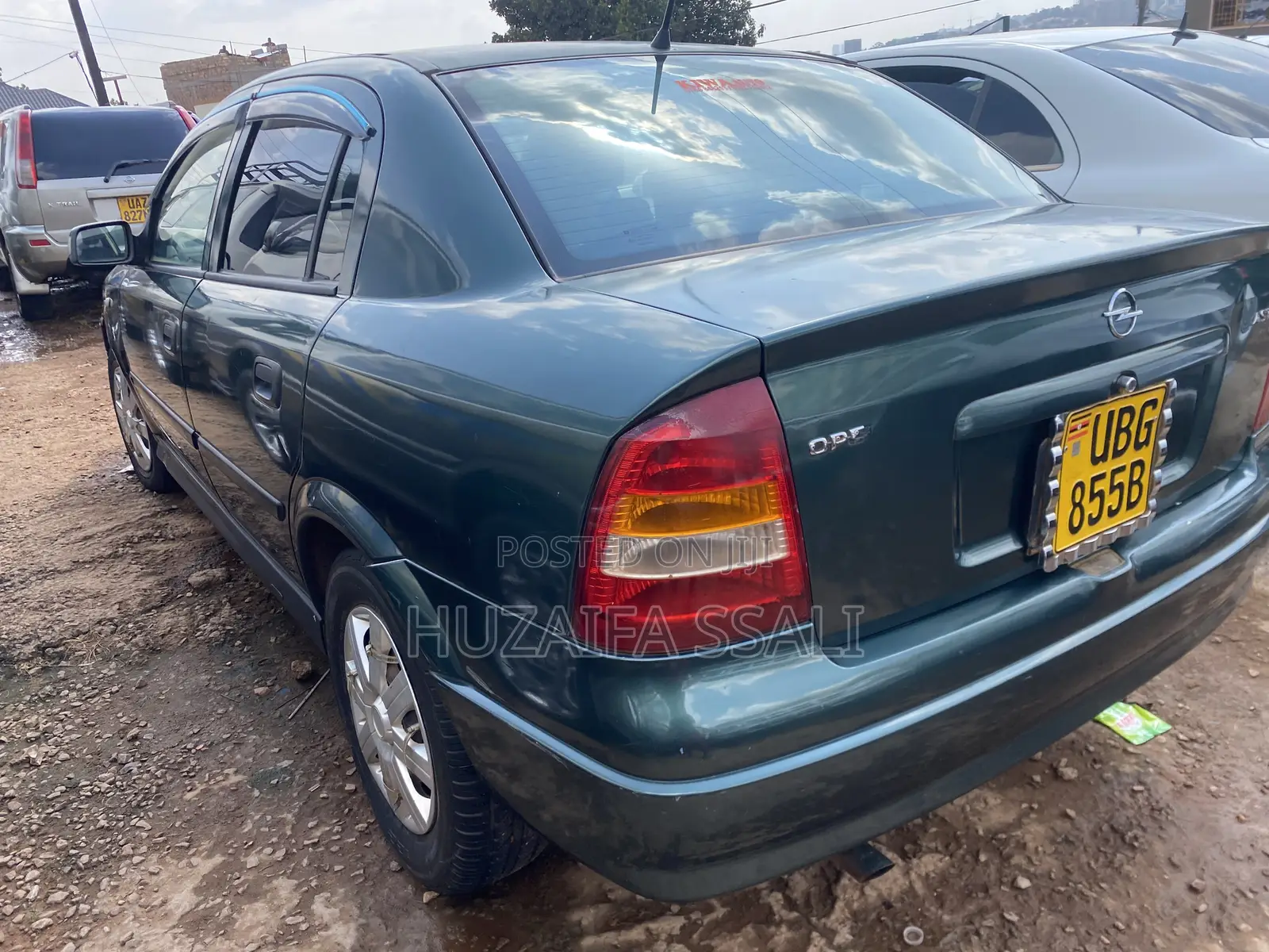 Opel Astra 2010 Green