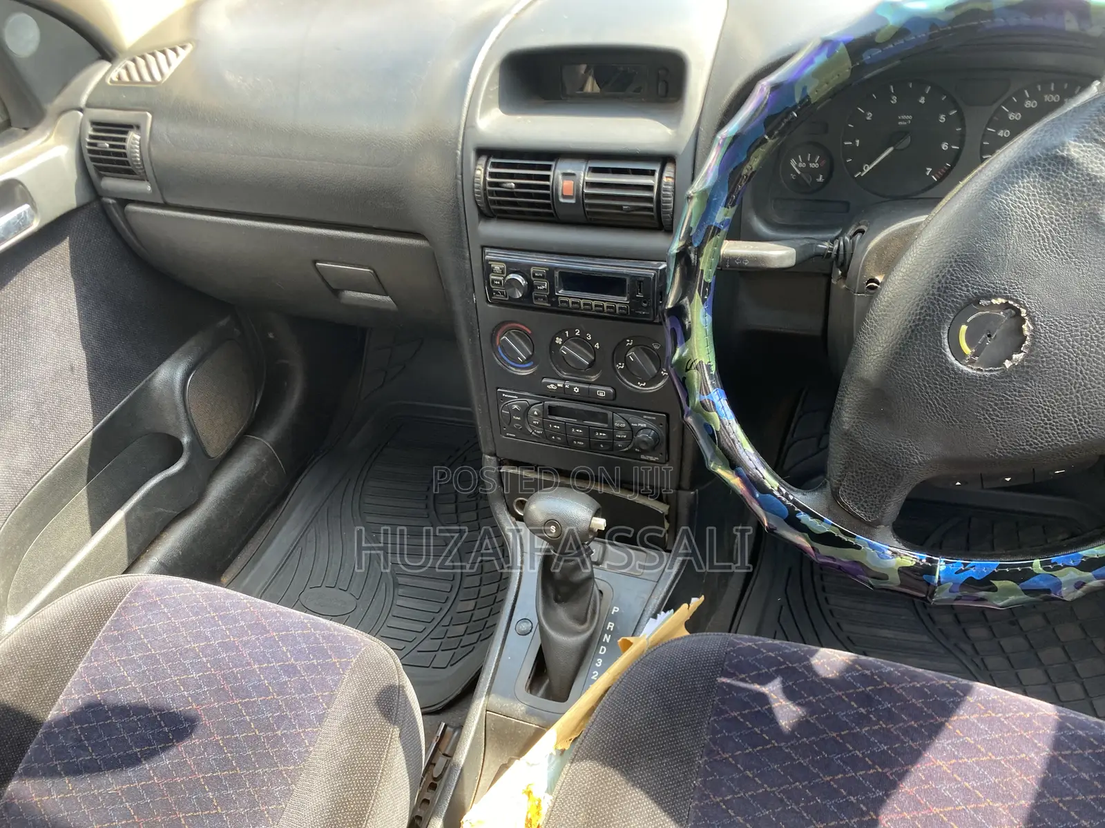 Opel Astra 2010 Green