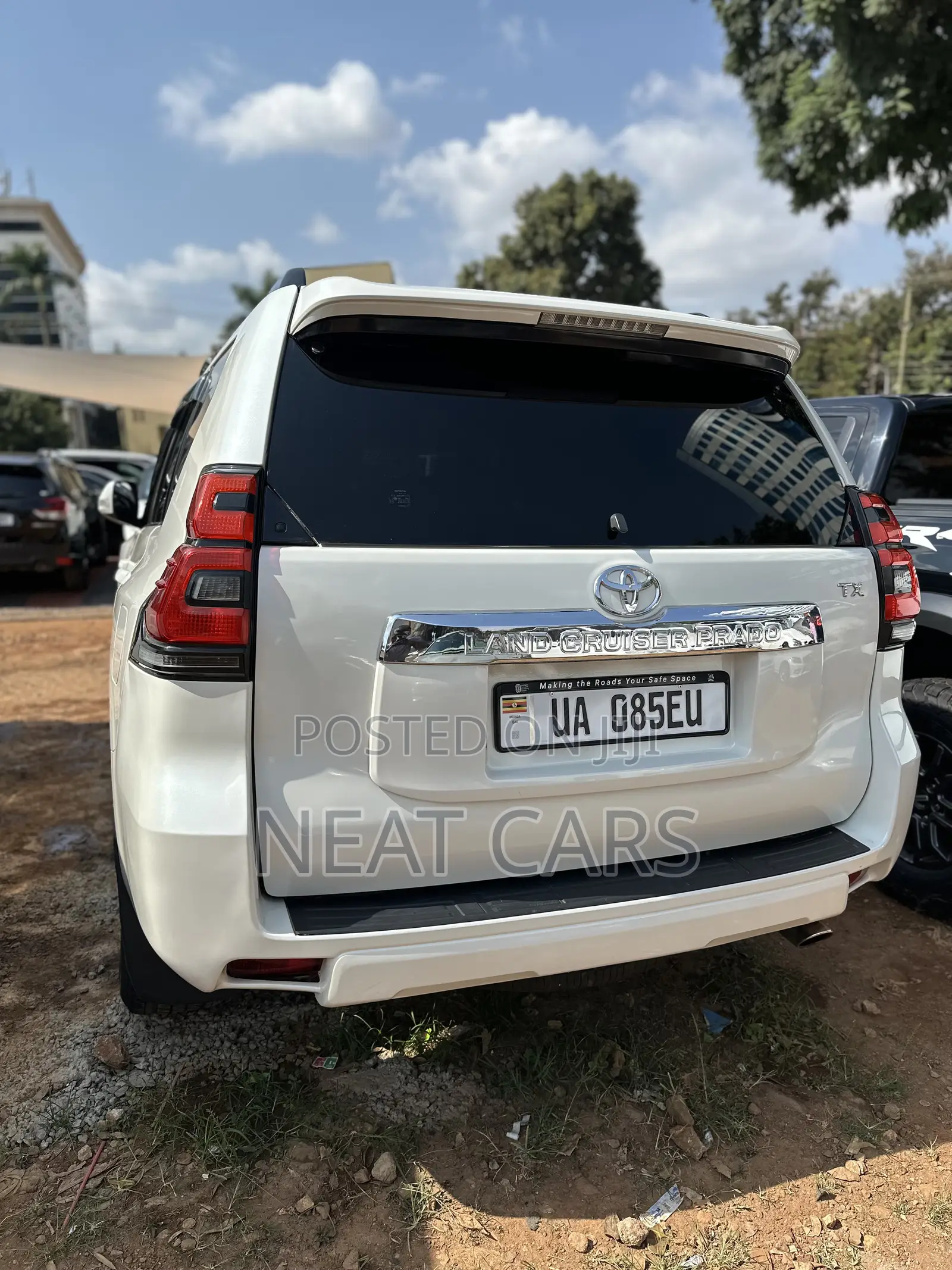 Toyota Land Cruiser Prado 2018 White