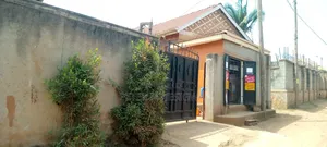 10bdrm House in Nabweru for sale