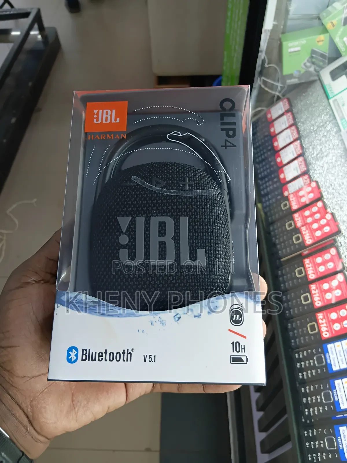 JBL Clip 4