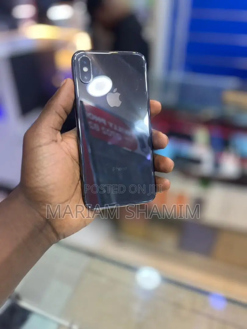 Apple iPhone X 64 GB Black