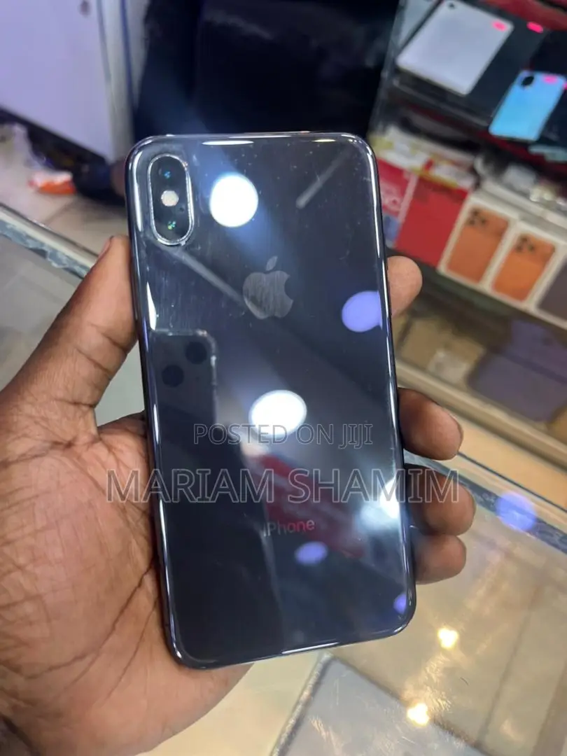 Apple iPhone X 64 GB Black