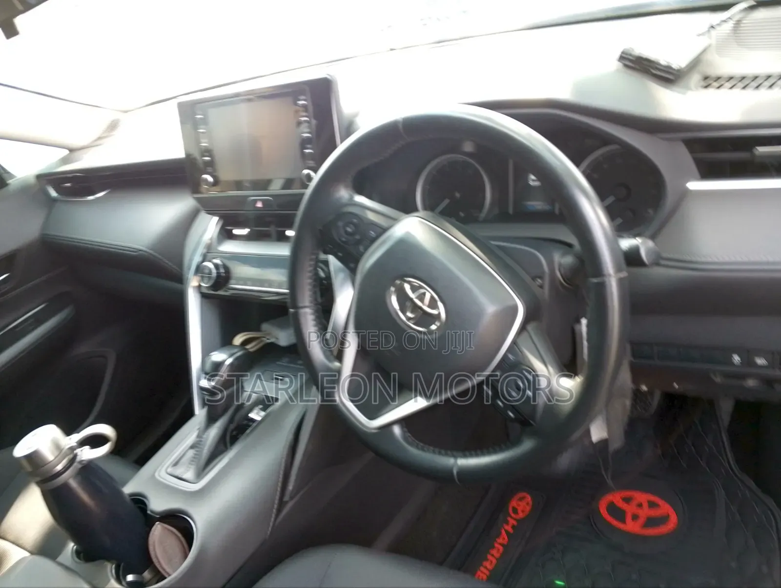Toyota Harrier 2021 Silver