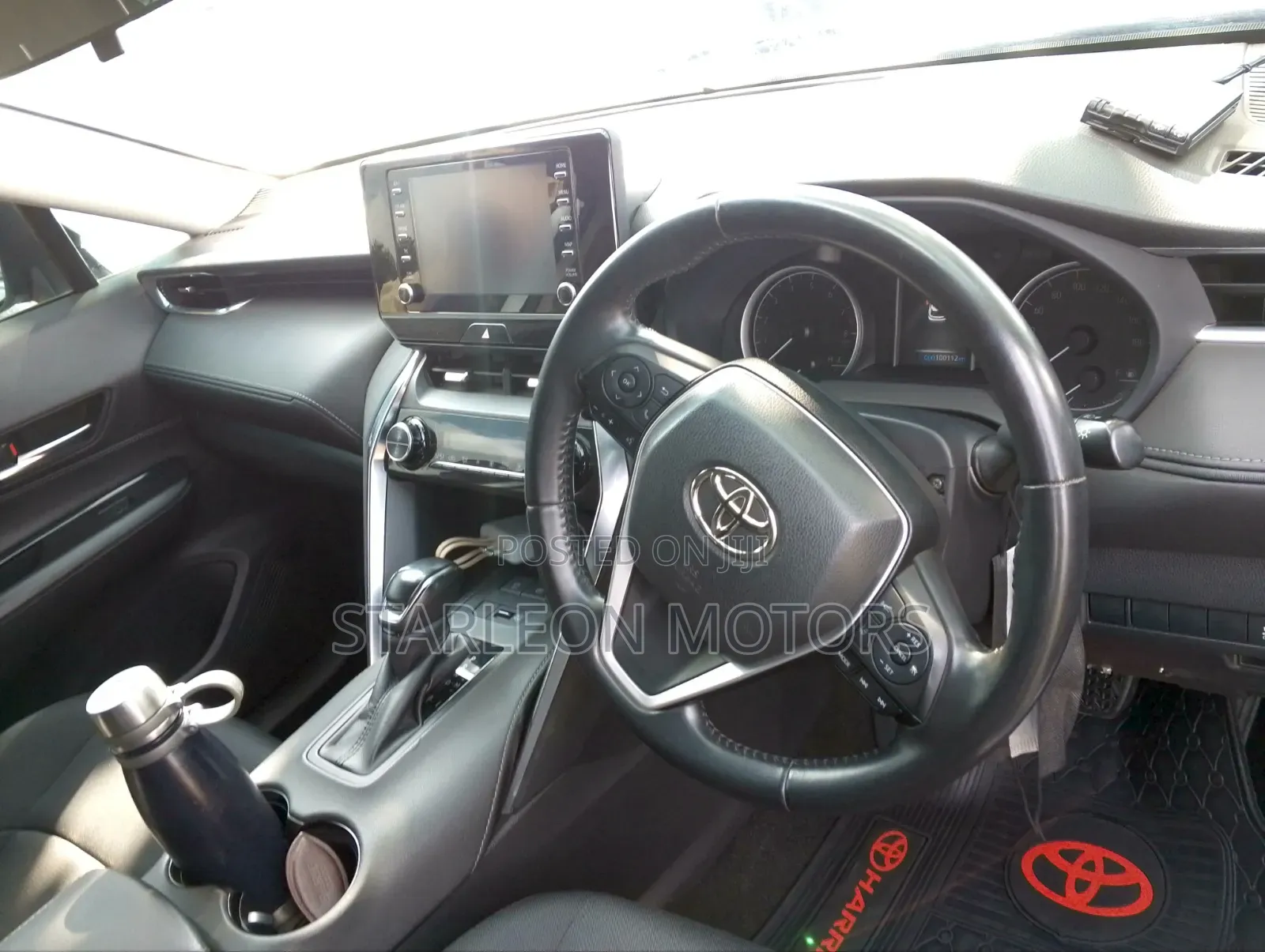 Toyota Harrier 2021 Silver