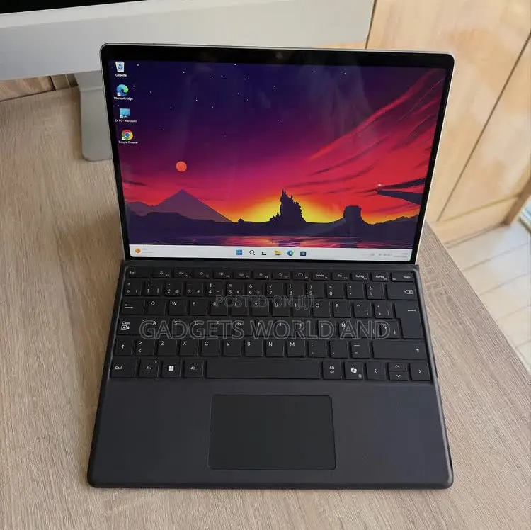 New Laptop Microsoft Surface Pro 10 16GB Intel Core Ultra 7 SSD 512GB