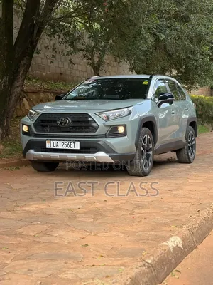 Toyota RAV4 Adventure AWD 2020 Green