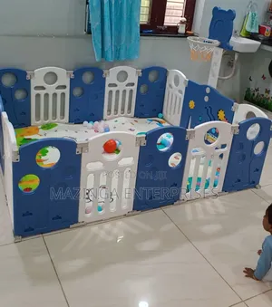 Lullispace Baby Playpen With Interlocking Panels and Basketball Hoop