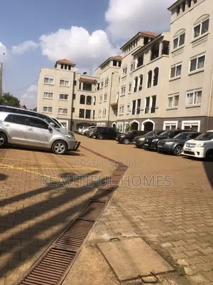 3bdrm Condo in Naalya, Central Division for sale