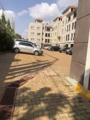 3bdrm Condo in Naalya, Central Division for sale