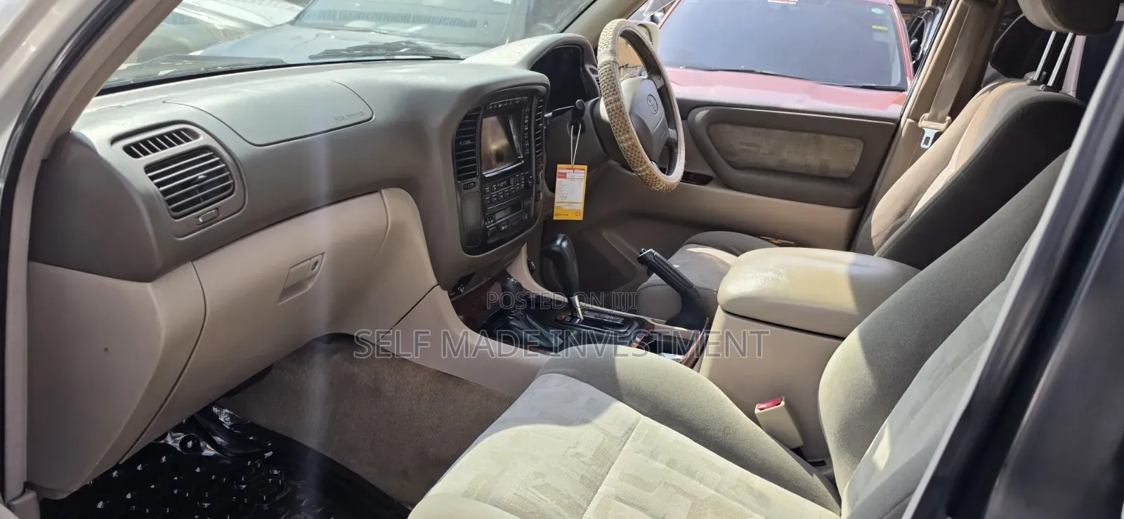 Toyota Land Cruiser 2002 White