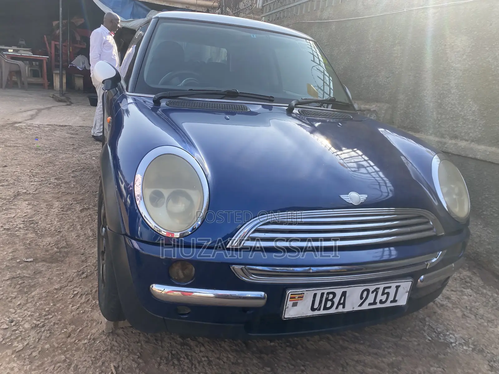 Mini Cooper 2010 Blue