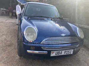 Mini Cooper 2010 Blue